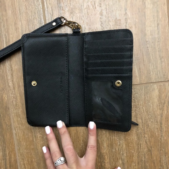 Michael kors wallet - Picture 2 of 5